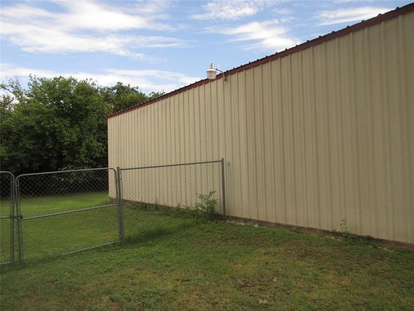 808 S Hampton Rd, Dallas, TX 75208